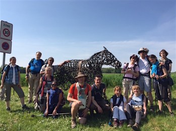 Groupe Chantilly sculpture