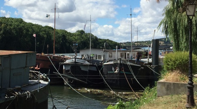 Suivez le GR2 : Une Aventure Près de Paris