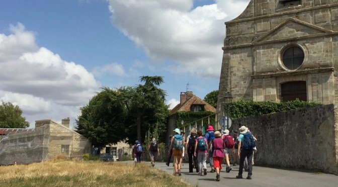Itinéraire de Randonnée: Vaux-Seine et Château de Villette